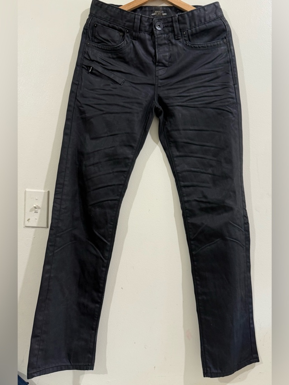 Apollo Slim Straight Black Men's Jeans with Zip Pocket